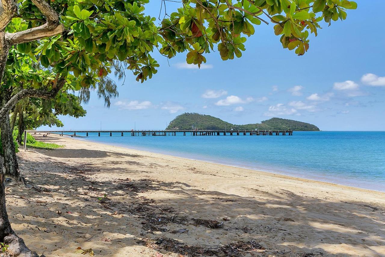 Beach Club Private Apartments Palm Cove Eksteriør bilde