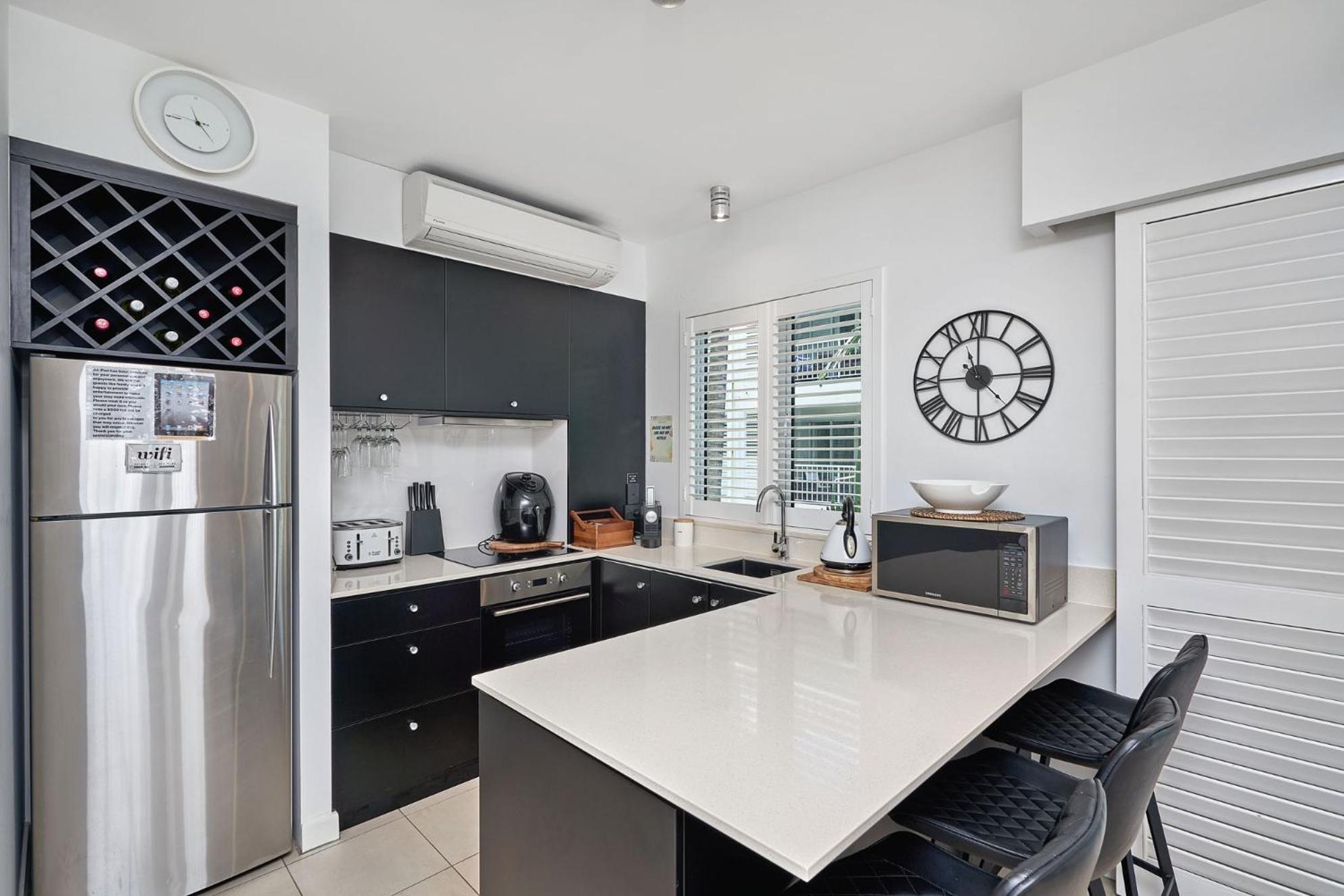 Beach Club Private Apartments Palm Cove Rom bilde