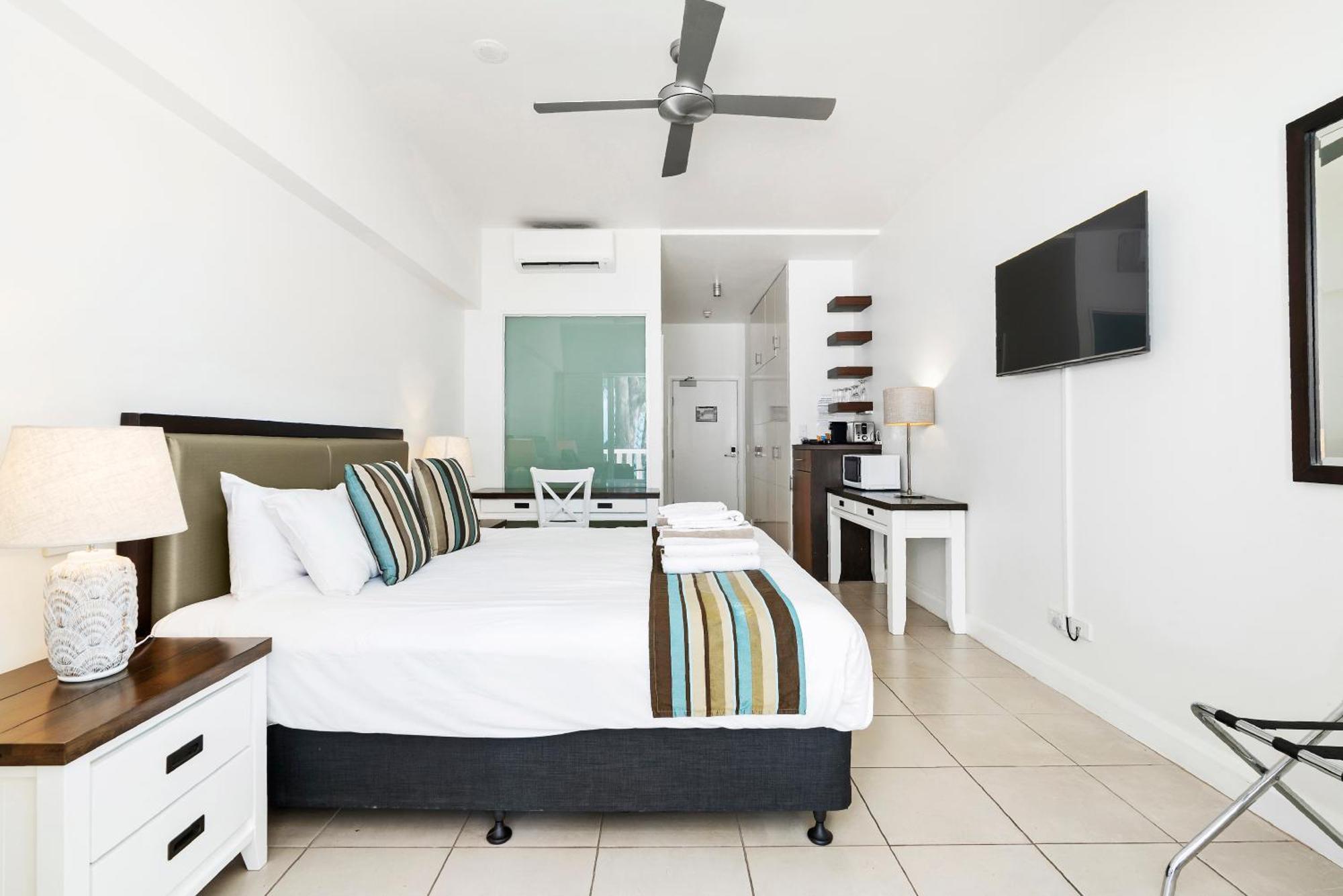 Beach Club Private Apartments Palm Cove Rom bilde