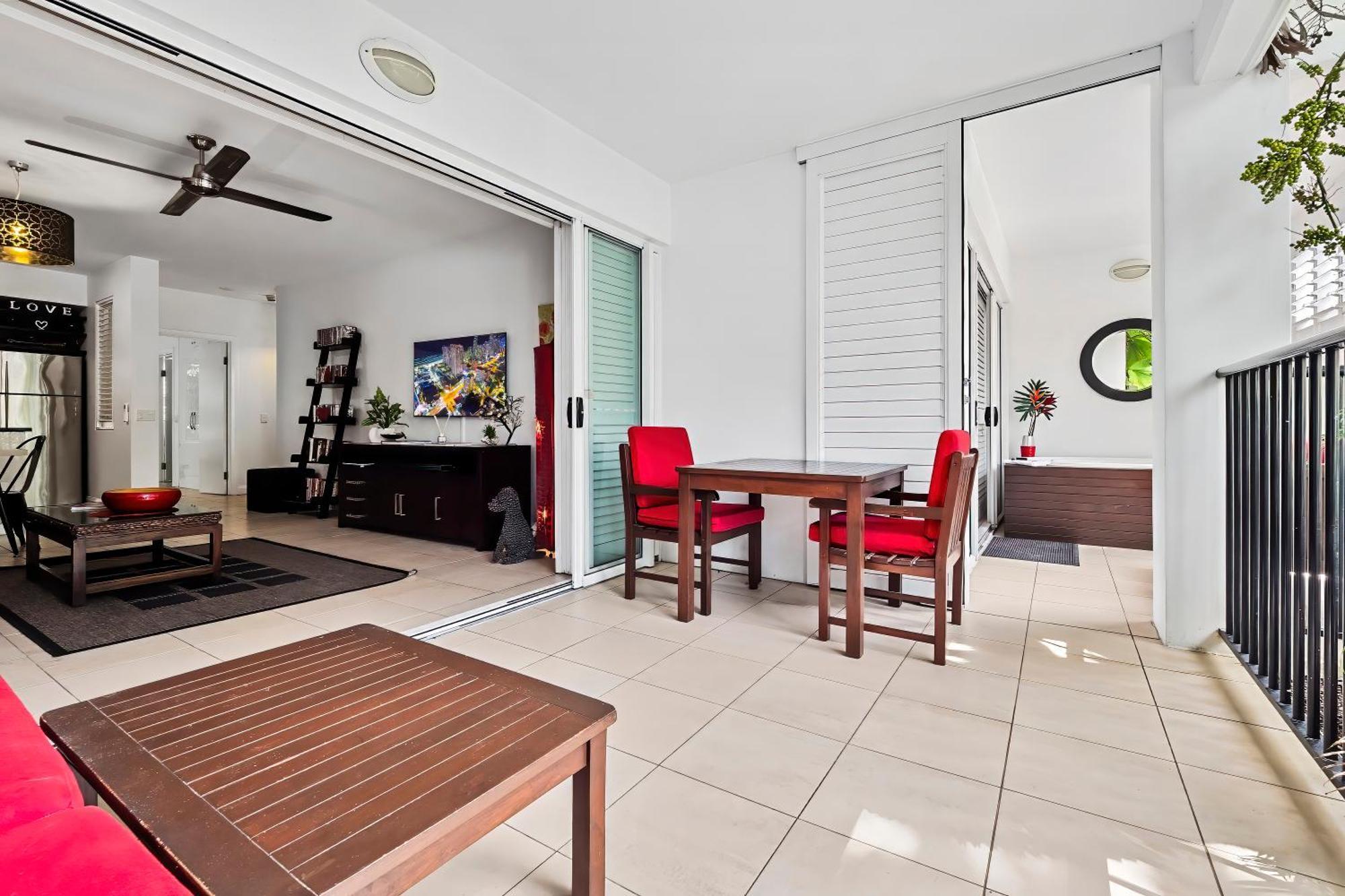 Beach Club Private Apartments Palm Cove Rom bilde