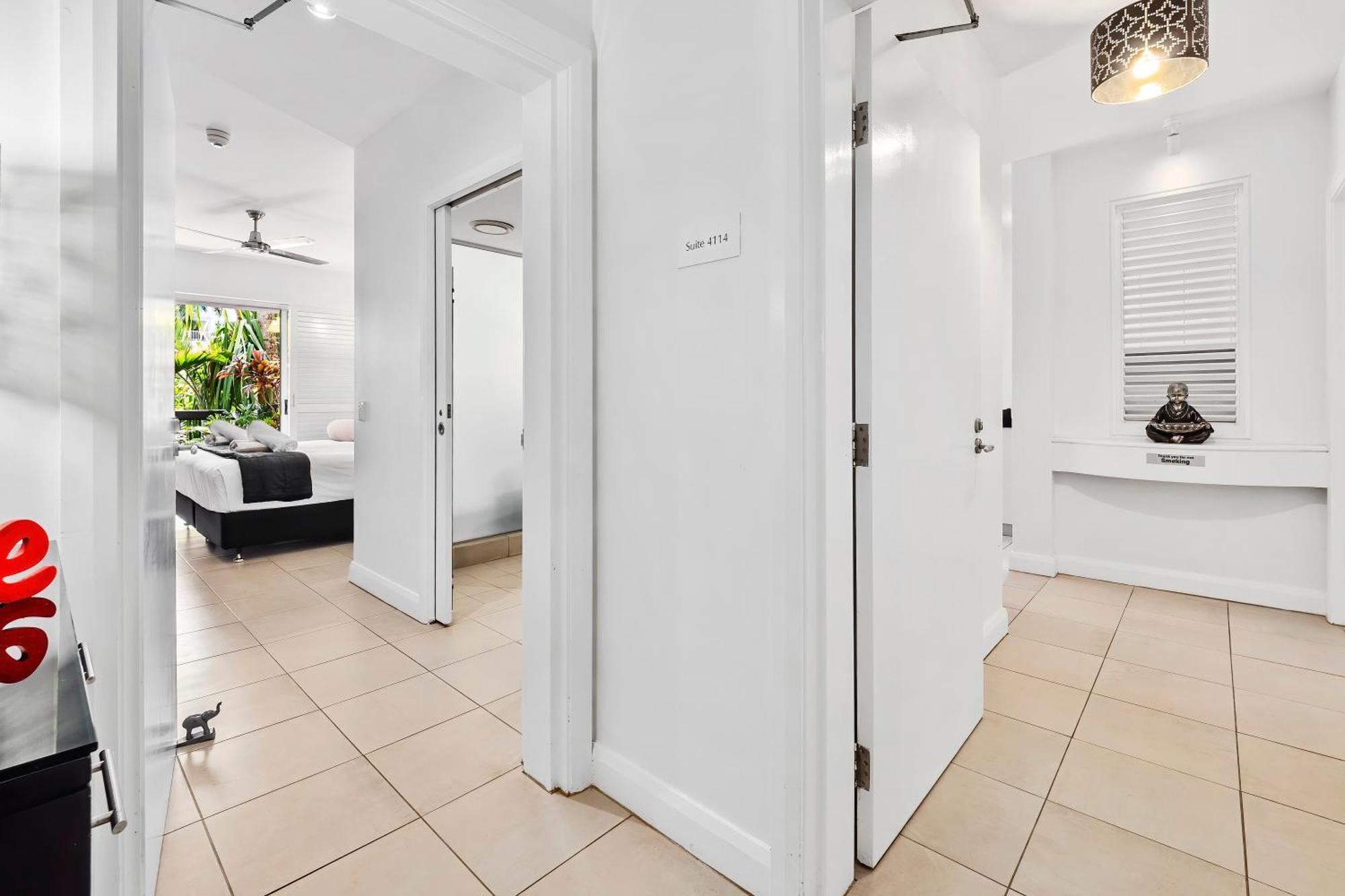 Beach Club Private Apartments Palm Cove Rom bilde